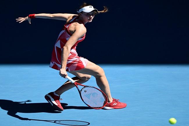 Elena Rybakina melaju ke putaran kedua Grand Slam Australia Terbuka 2025.(Twitter/ @AustralianOpen)