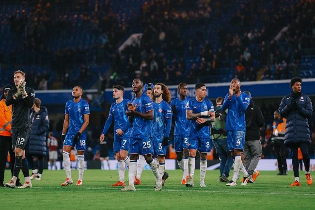 Para pemain Chelsea berselebrasi usai pertandingan melawan West Ham di ajang Liga Inggris. (Twitter/@ChelseaFC)