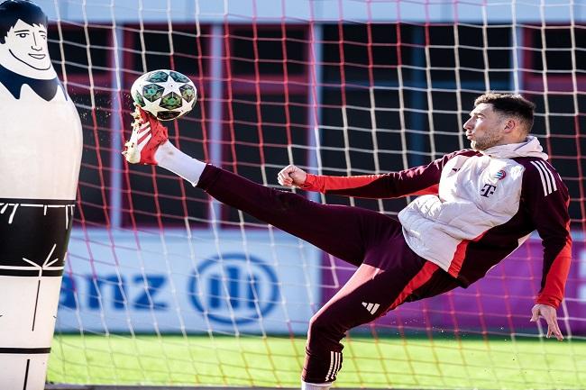Pemain Bayern Munchen saat menjalani sesi latihan jelang pertandingan melawan Glasgow Celtic di ajang Liga Champions. (Twitter/@FCBayernEN)