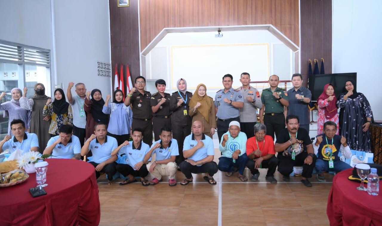 Keluarga Warga Binaan di Rutan Banjarnegara Dapat Bantuan Sosial