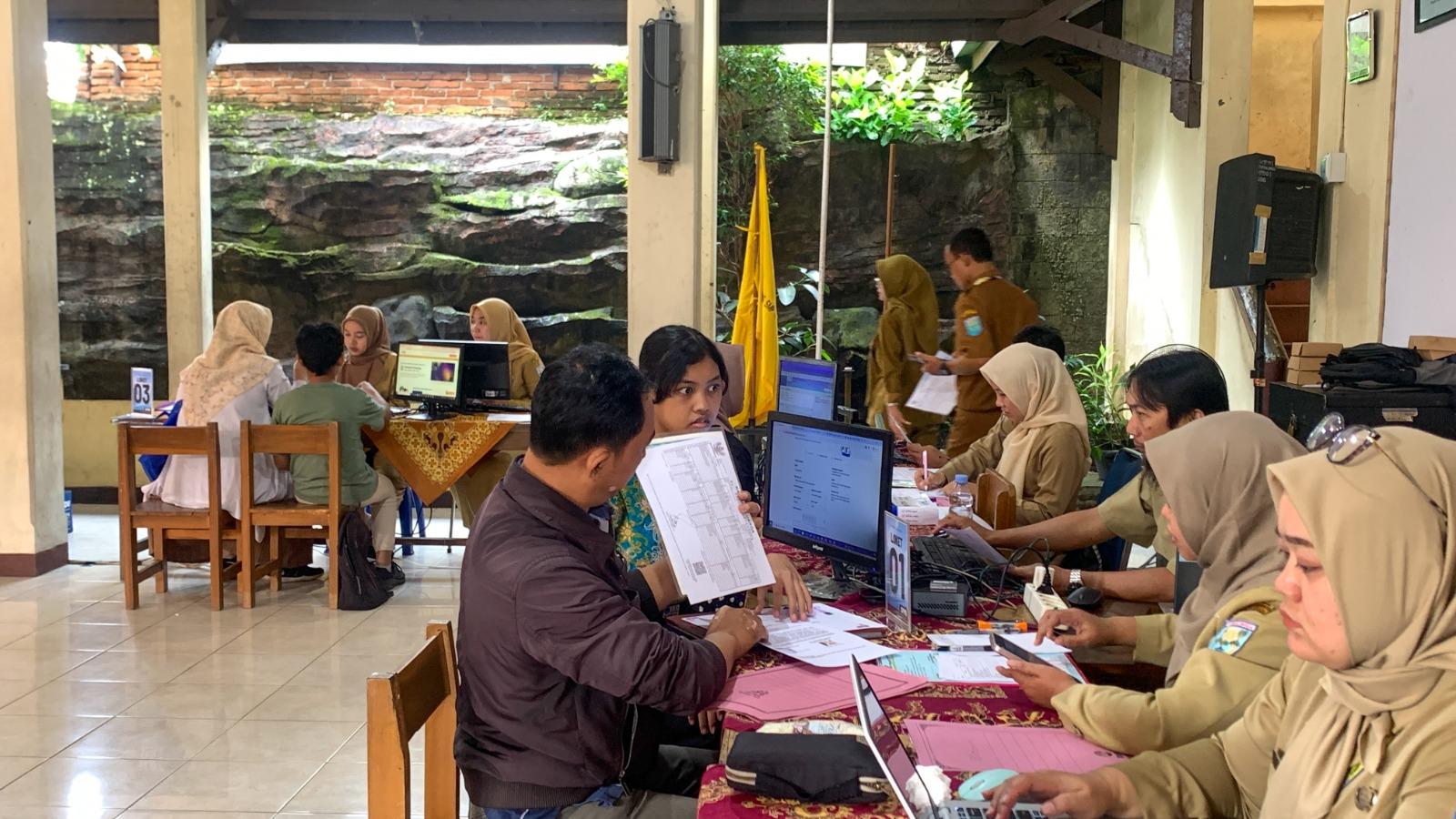 SPMB PAUD SD dan SMP 2025 di Purbalingga Resmi Dimulai Sekolah Favorit Diserbu Calon Siswa5