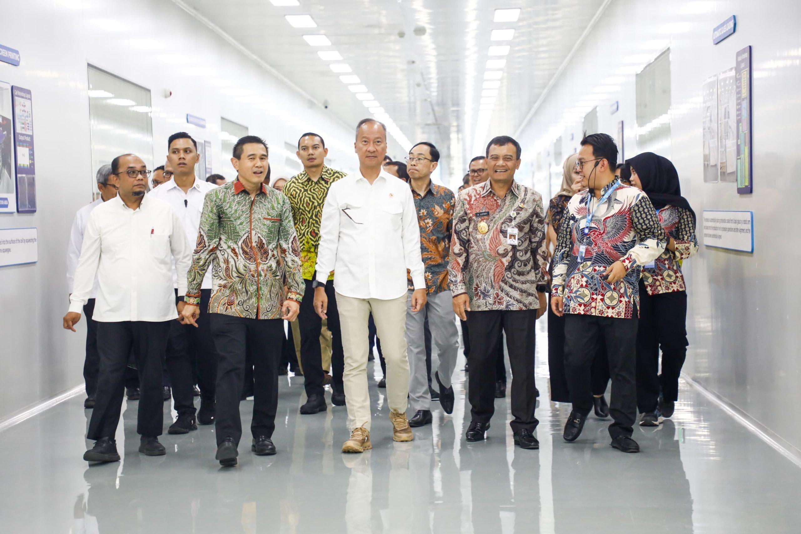 Gubernur Luthfi Hadirkan Investasi Rp 21 Triliun, Pertumbuhan Ekonomi Jateng Melebihi Nasional