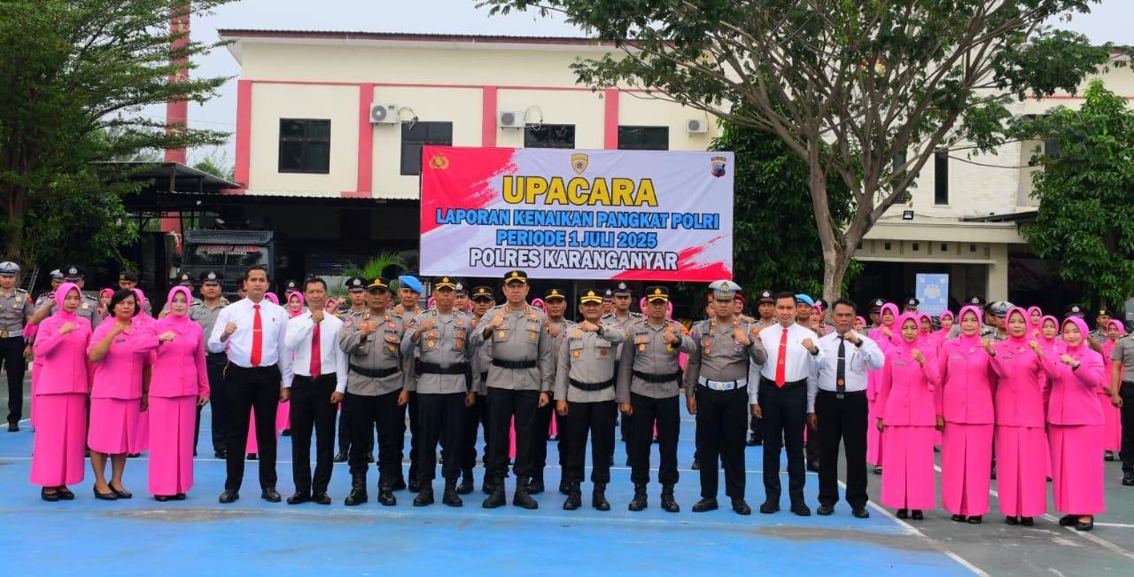 40 Personel Polres Karanganyar Naik Pangkat.