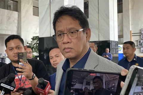 purbaya tegaskan data dana pemda di bank valid desak gubernur cek ulang kas daerah ouf