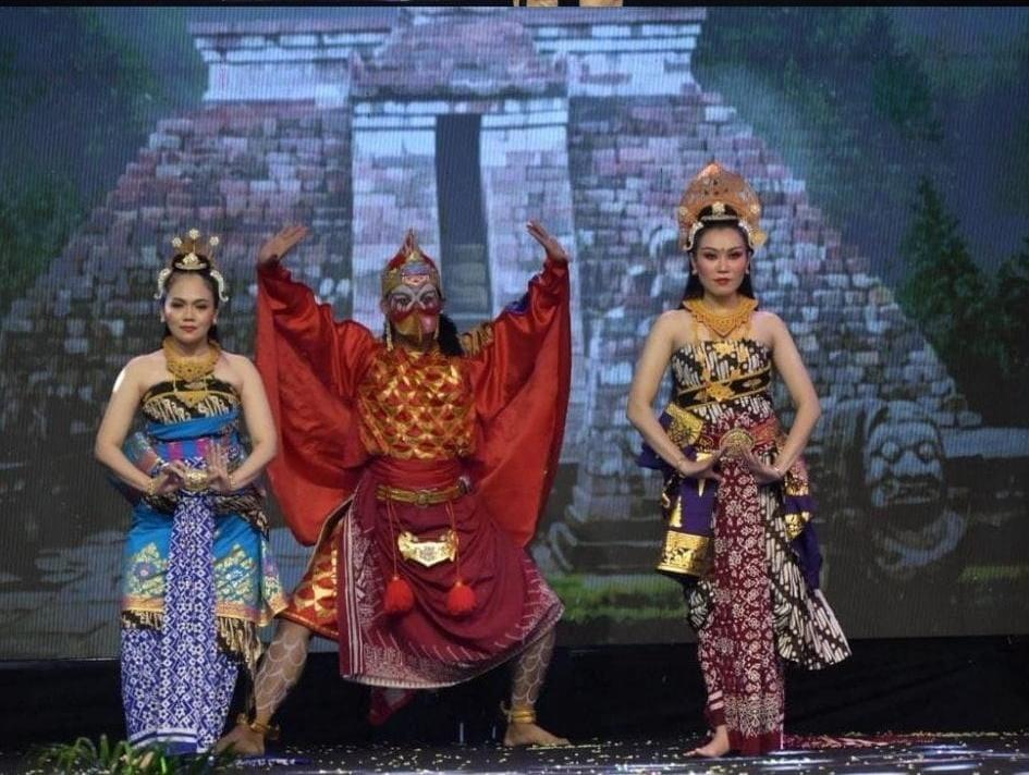 166ef94f 66bd 4584 aaad a58210ccb2b1