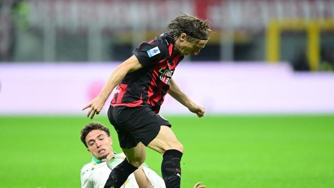 soccer italy mil rom 1762119030238 169